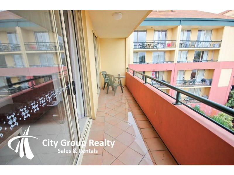 303 ‘Paradise Is Resort’ 1 Paradise Island, Surfers Paradise QLD 4217