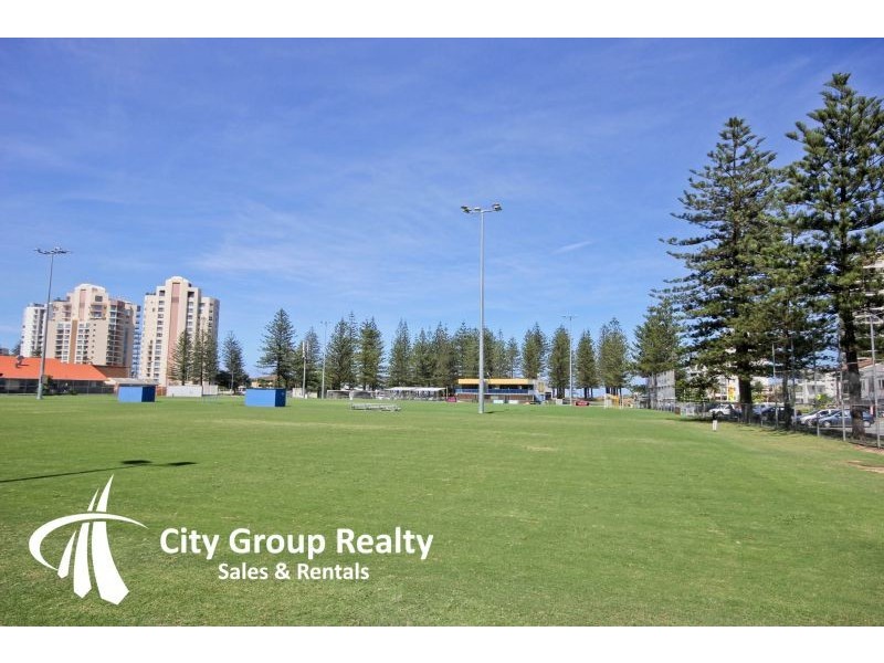 146 Surf Parade, Broadbeach QLD 4218