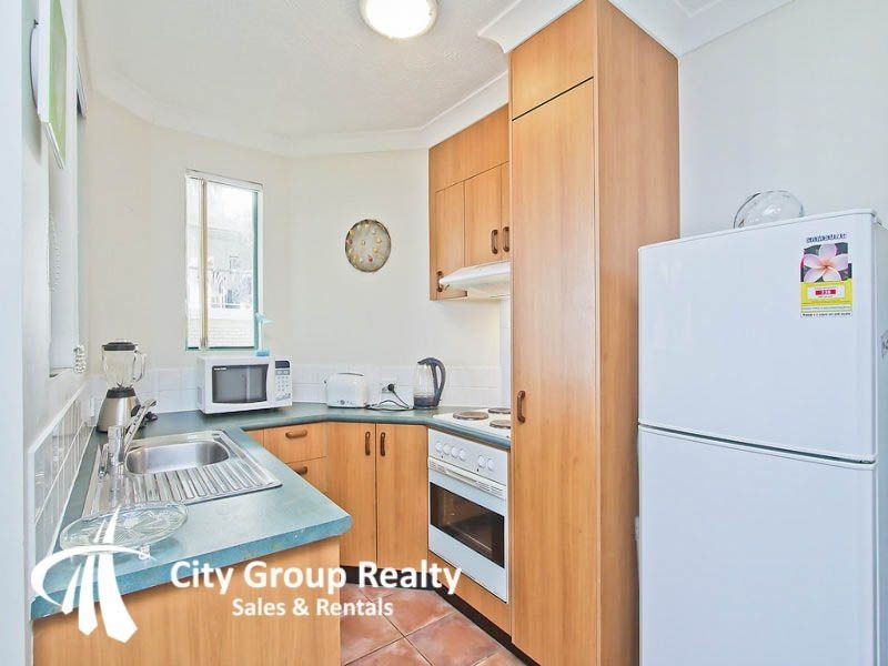 25 140 Marine Parade, Southport QLD 4215