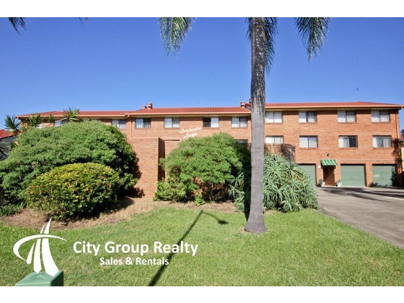 5 ‘Lasiandra Lodge’ 33 Duet Drive, Mermaid Waters QLD 4218