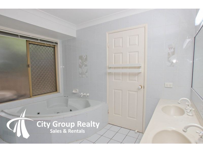 43 Reed Street, Ashmore QLD 4214