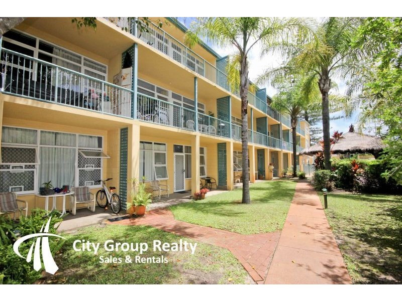 3 Redondo Avenue, Miami QLD 4220