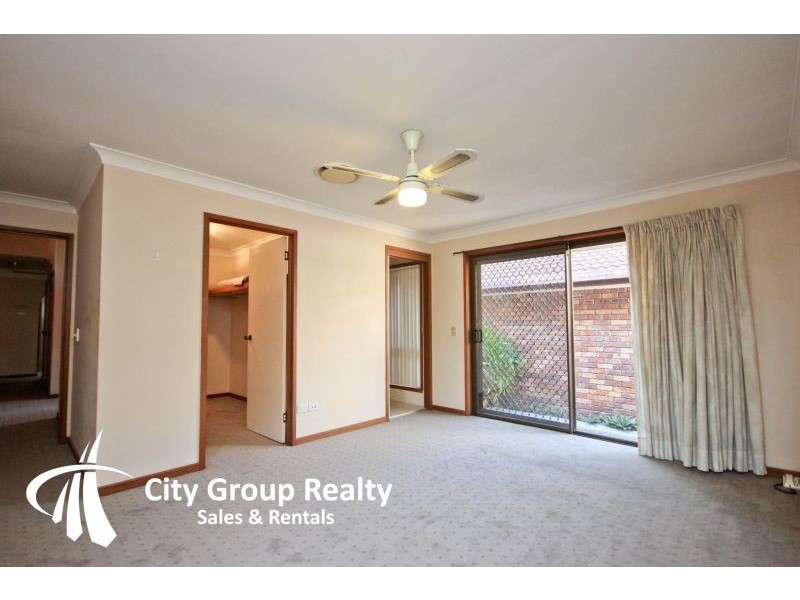 8 Wistaria Avenue, Southport QLD 4215