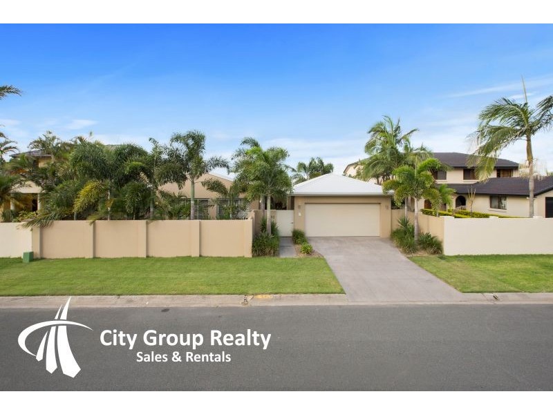 52 Waitomo Street, Broadbeach Waters QLD 4218