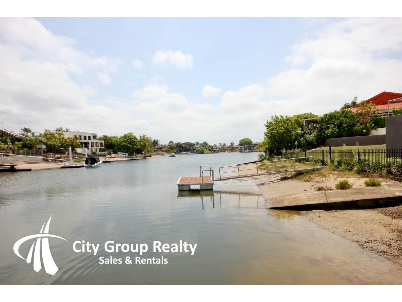 12 Argyle Crescent, Bundall QLD 4217