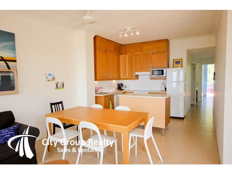 2 Fraser Avenue, Miami QLD 4220