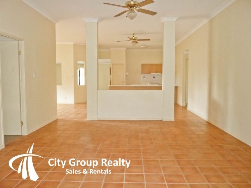 1 Yarraville Street, Robina QLD 4226