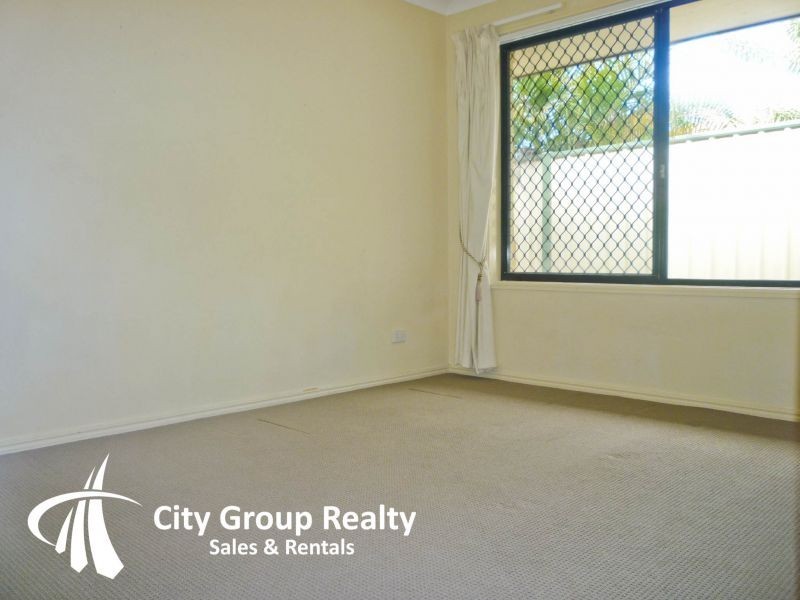 1 Yarraville Street, Robina QLD 4226