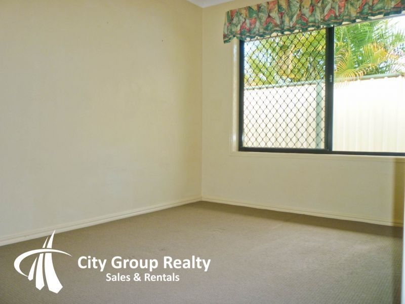 1 Yarraville Street, Robina QLD 4226