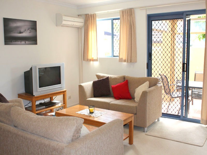 6/4-10 Monte Carlo Avenue, Surfers Paradise QLD 4217