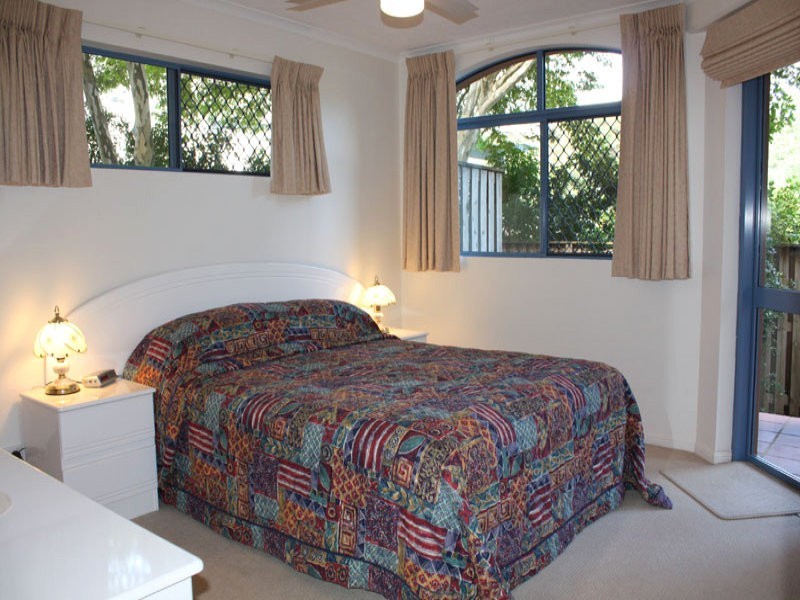 6/4-10 Monte Carlo Avenue, Surfers Paradise QLD 4217