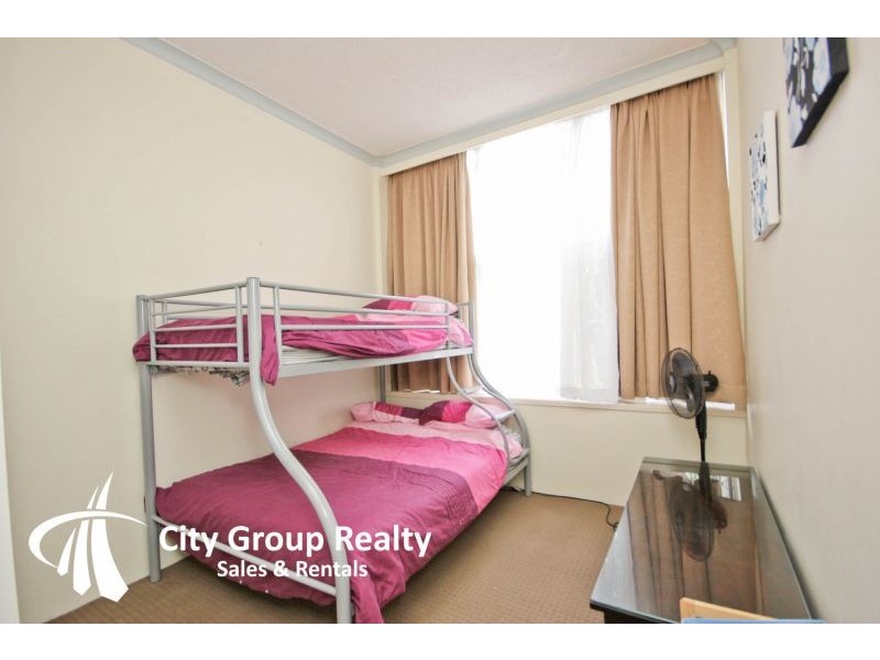 8/3 Redondo Avenue, Miami QLD 4220