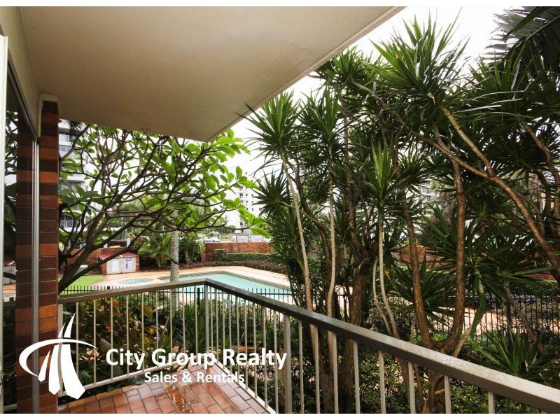 4/111 Old Burleigh Road, Broadbeach QLD 4218