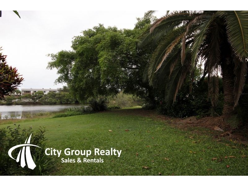 10 Tuesley Easement, Southport QLD 4215