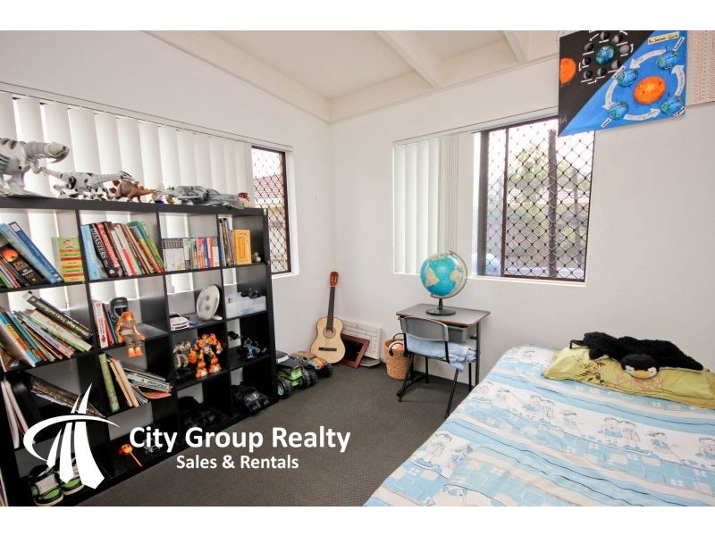 1/16 Crimson Court, Miami QLD 4220