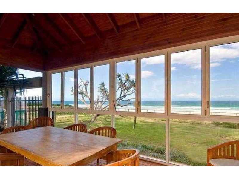 2D 4 Old Burleigh Road, Surfers Paradise QLD 4217