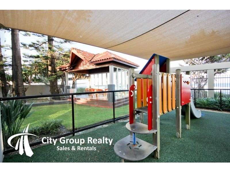 2D 4 Old Burleigh Road, Surfers Paradise QLD 4217