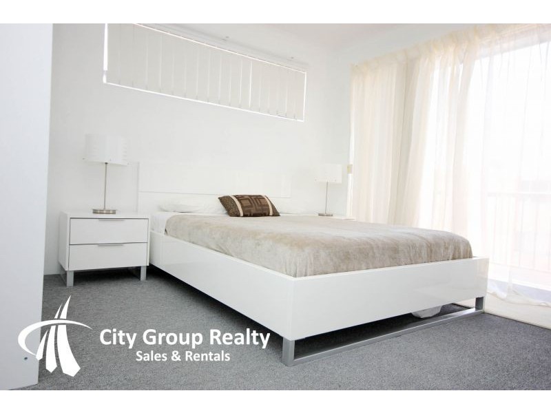 5/152 Surf, Broadbeach QLD 4218