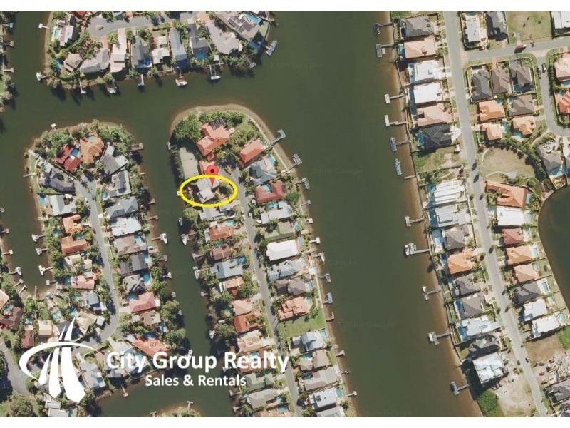 3 Witt Avenue, Carrara QLD 4211