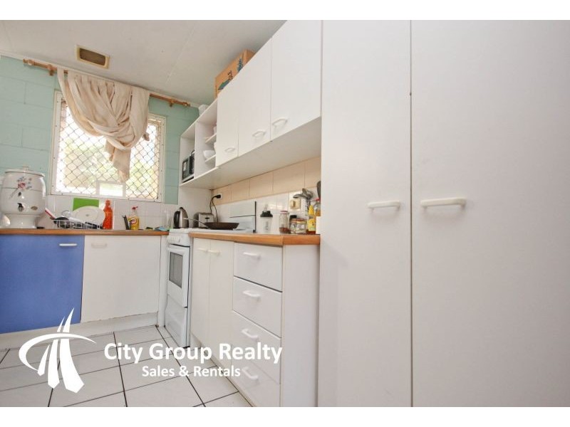 5/4 George Avenue, Broadbeach QLD 4218