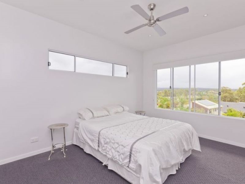16B Darel Drive, Ashmore QLD 4214