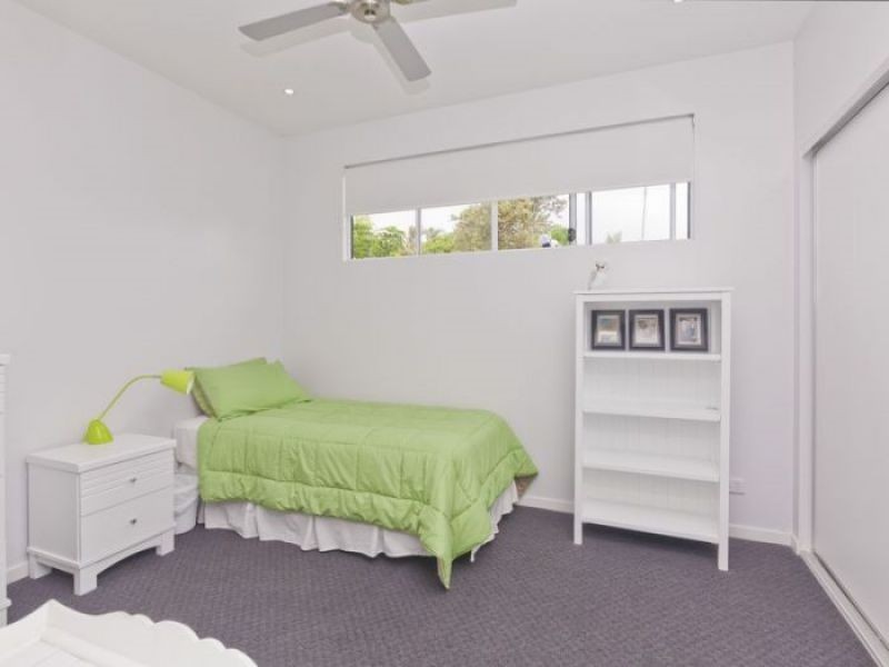 16B Darel Drive, Ashmore QLD 4214