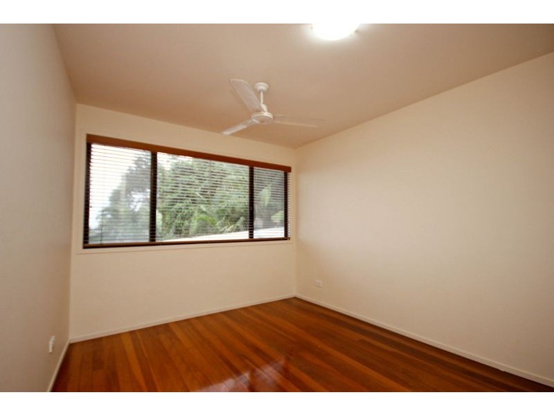 3 Buckingham Way, Elanora QLD 4221