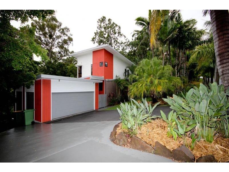 3 Buckingham Way, Elanora QLD 4221