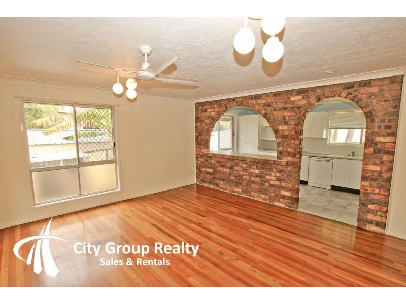 10 Tongarra Street, Southport QLD 4215