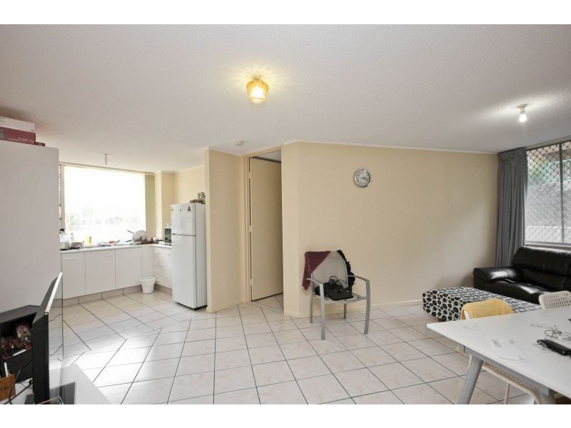 1/3 Old Burleigh Road, Surfers Paradise QLD 4217