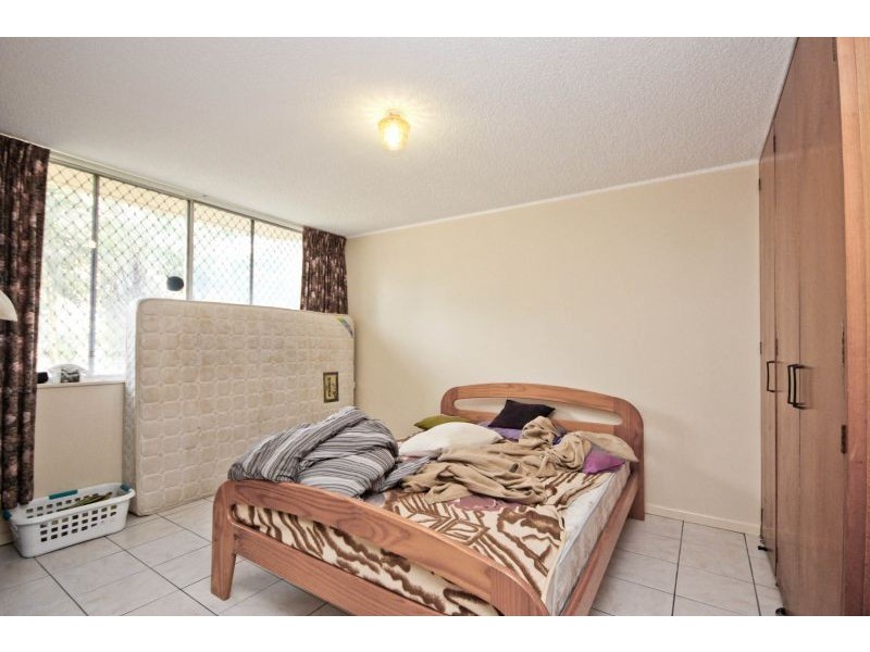 1/3 Old Burleigh Road, Surfers Paradise QLD 4217
