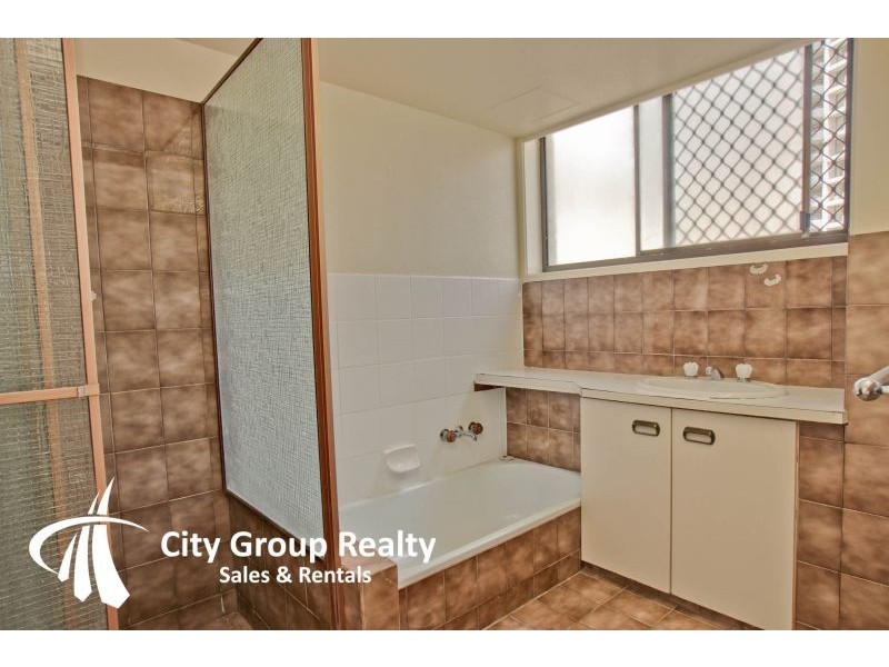 4/8 Queensland, Broadbeach QLD 4218