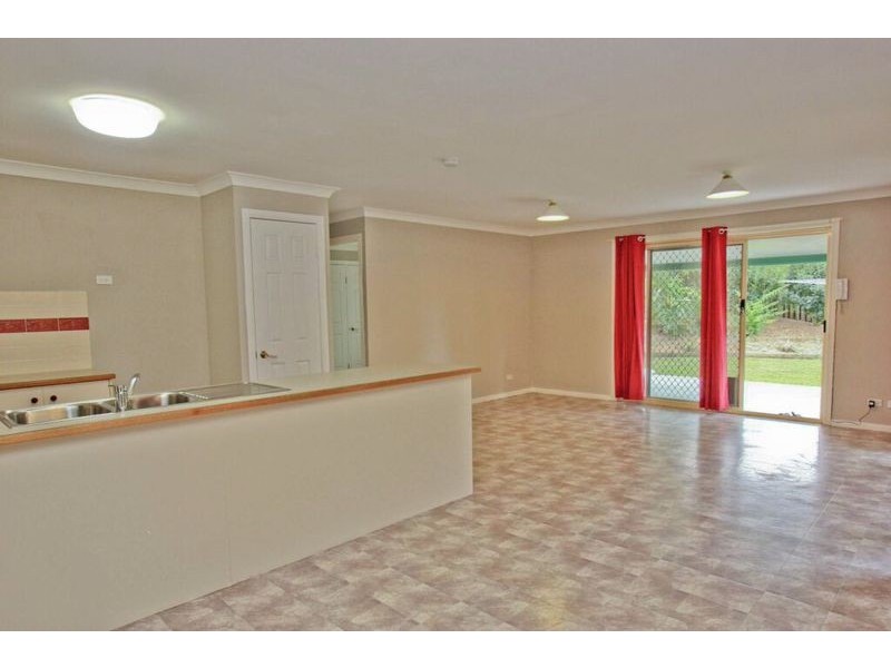 8 Adalong Place, Nerang QLD 4211