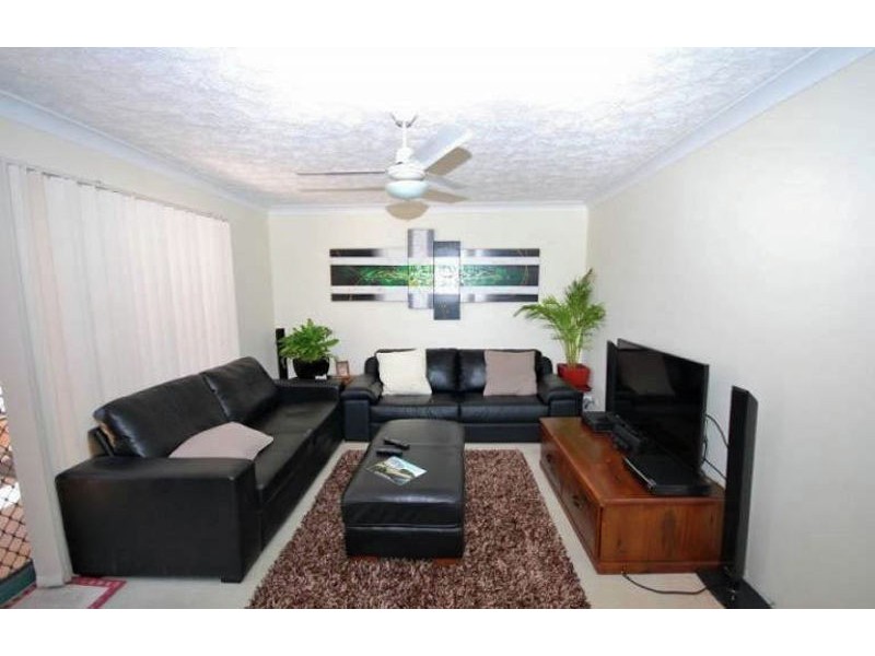 6 “Villa Mermaide” 2340 Gold Coast Hwy, Mermaid Beach QLD 4218