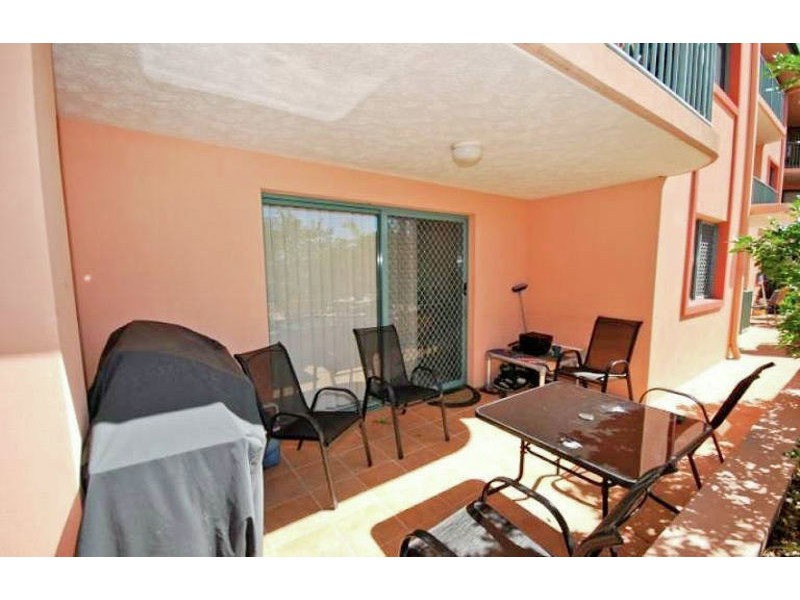 6 “Villa Mermaide” 2340 Gold Coast Hwy, Mermaid Beach QLD 4218