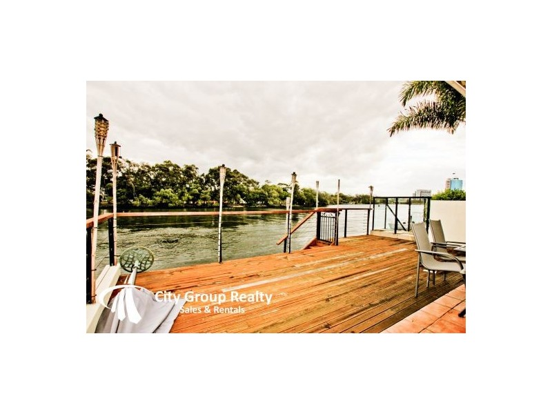 Chevron Island QLD 4217