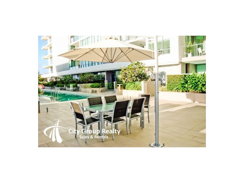 33 T E Peters Drive, Broadbeach Waters QLD 4218