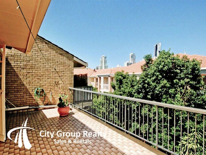 Chevron Island QLD 4217