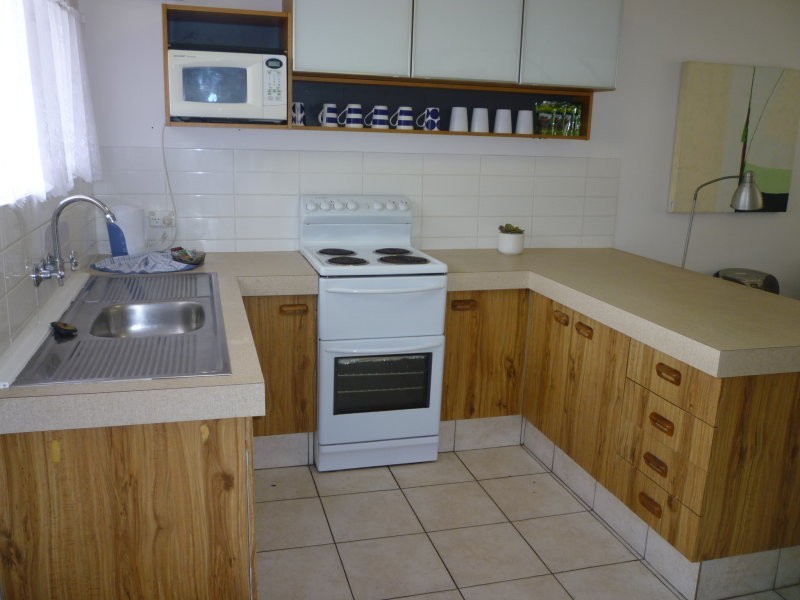 122 Marine Parade, Miami QLD 4220