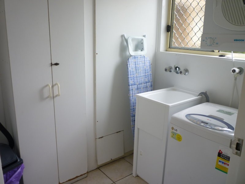 122 Marine Parade, Miami QLD 4220