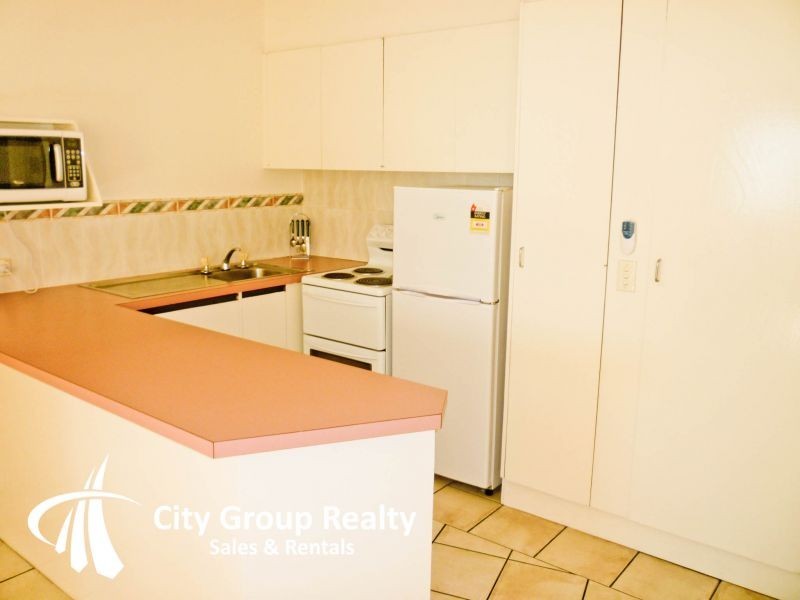 8 Trickett Street, Surfers Paradise QLD 4217