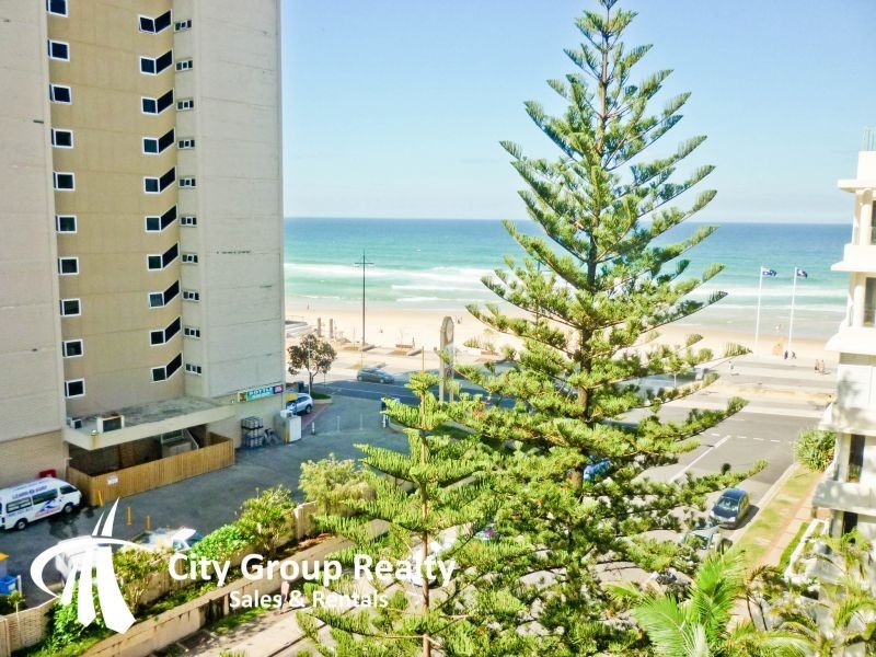 8 Trickett Street, Surfers Paradise QLD 4217