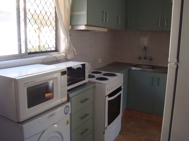 19 Darrambal Street, Surfers Paradise QLD 4217