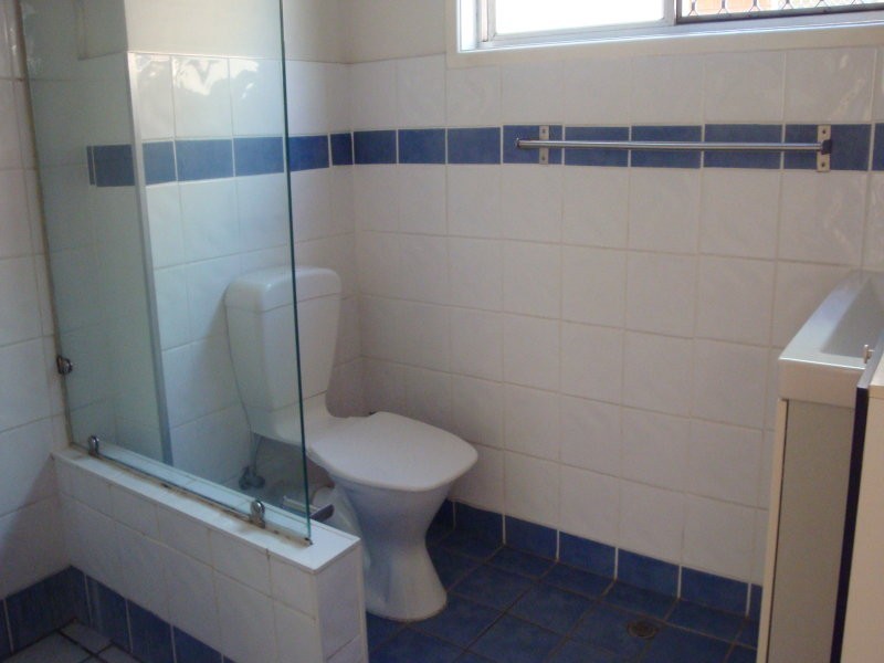 19 Darrambal Street, Surfers Paradise QLD 4217