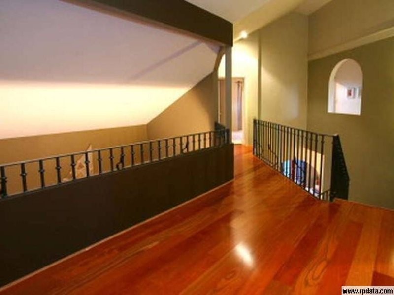 17 Dunbarton Avenue, Bundall QLD 4217