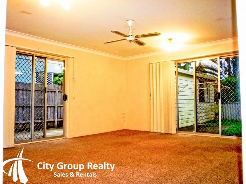 27 Albion Avenue, Miami QLD 4220