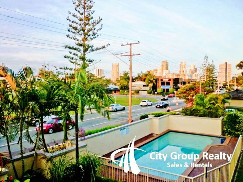 74 Thomas Drive, Chevron Island QLD 4217