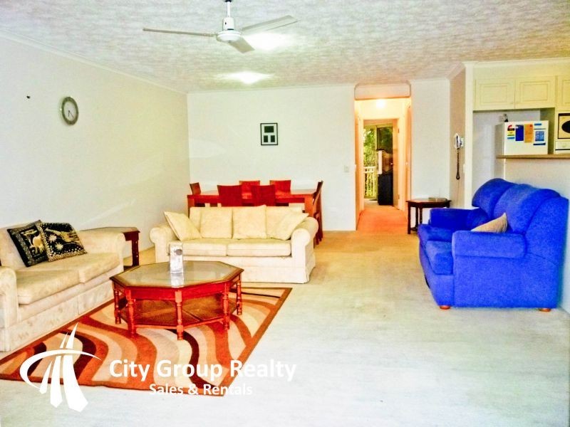 74 Thomas Drive, Chevron Island QLD 4217