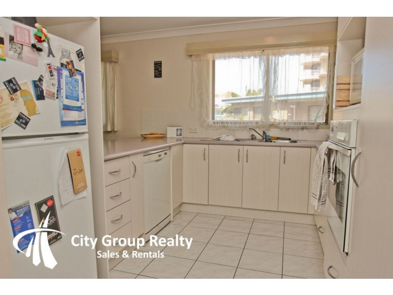 5 Old Burleigh Road, Broadbeach QLD 4218