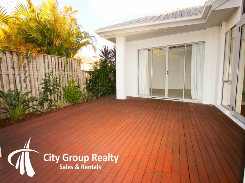 Varsity Lakes QLD 4227